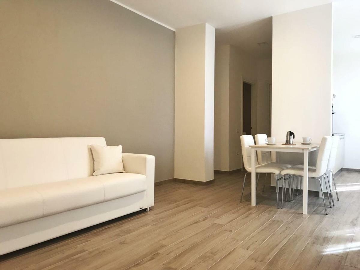 Minisuite Zefiro-Intero Appartamento Ad Uso Esclusivo By Appartamenti Petrucci فولينيو المظهر الخارجي الصورة